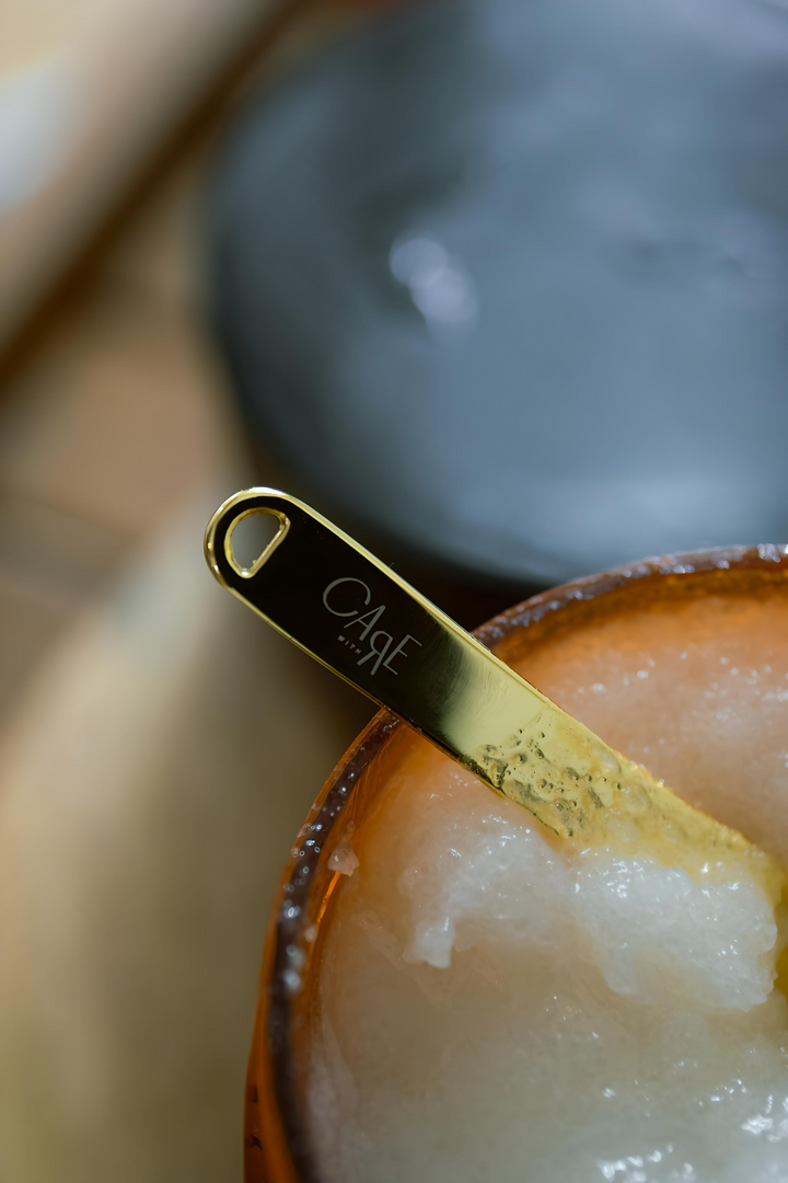 Exfoliant corporel ou gommage sucre : lequel choisir ?