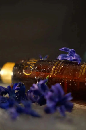 Huile parfumée pour le corps : allier soin de la peau et plaisir sensoriel