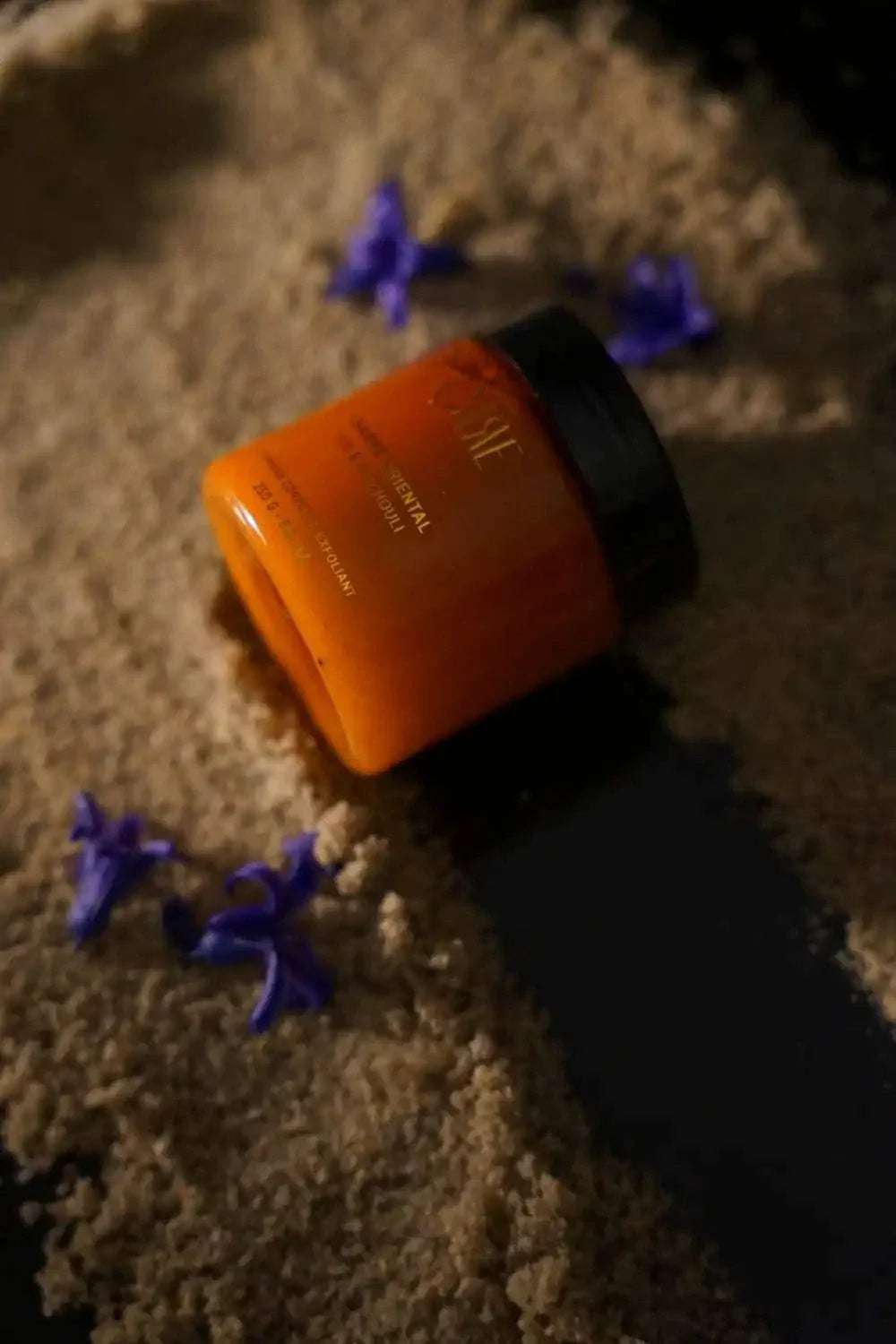 Gommage Exfoliant Oud et Patchouli - With Care